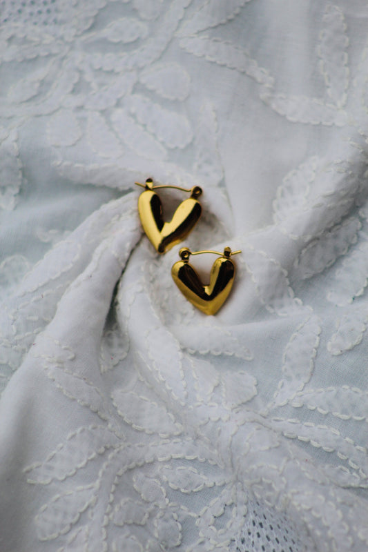 GOLDEN  STAINLESS HEART EARRINGS