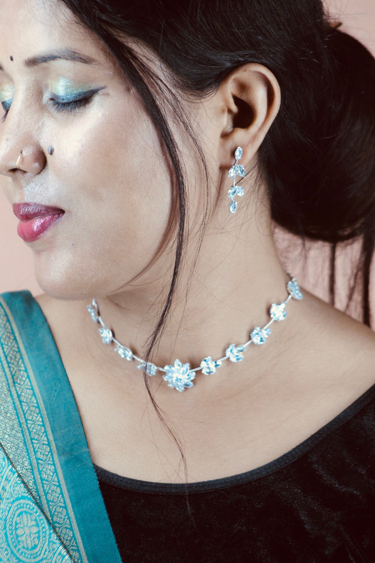 FLOWE & LEAVES DESGN PENDANR WITH EARRING