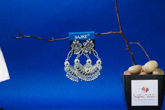 ROYAL  ANTIQUE SILVER EARRINGS
