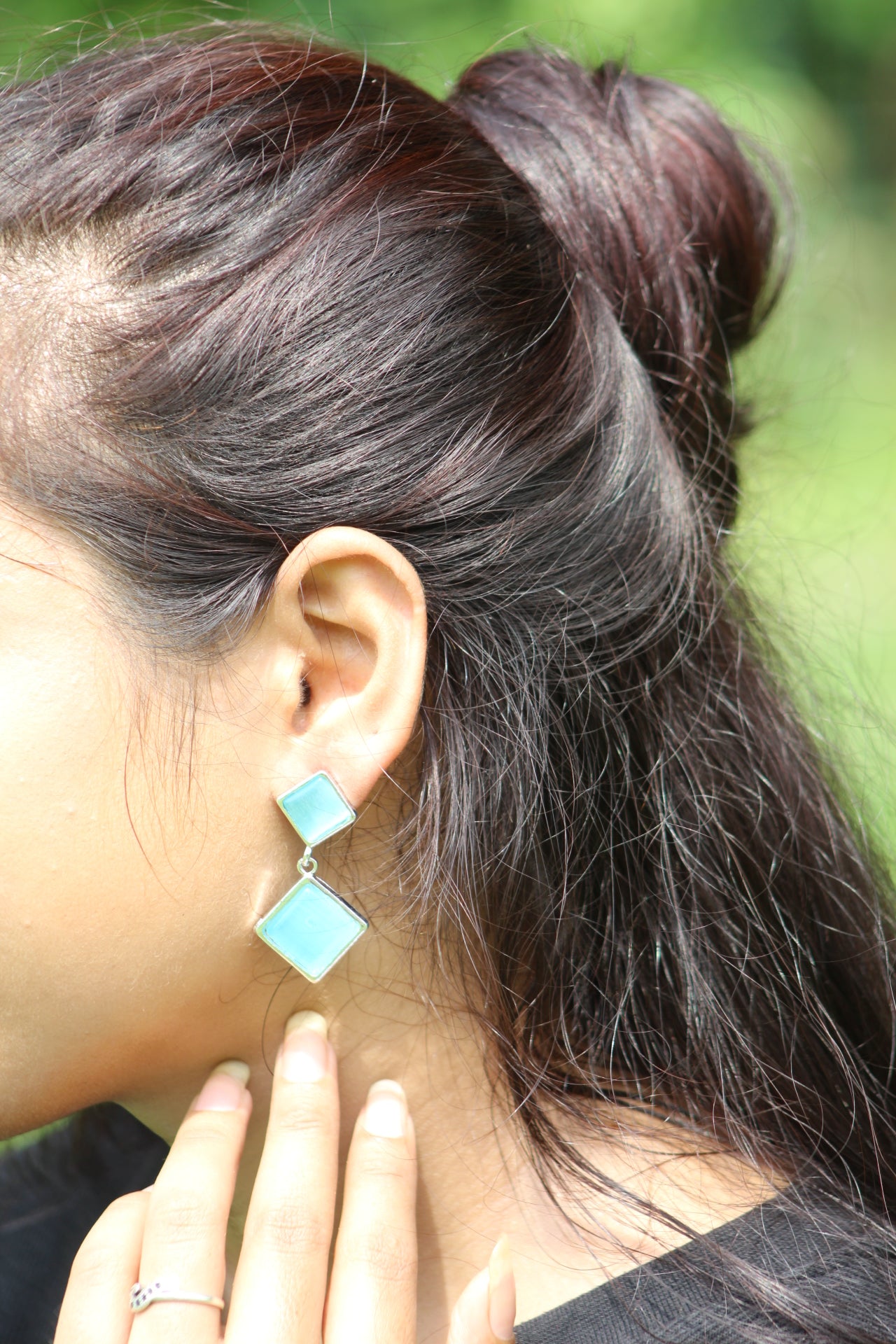 SKYBLUE SQUARE STONE DROP EARRING