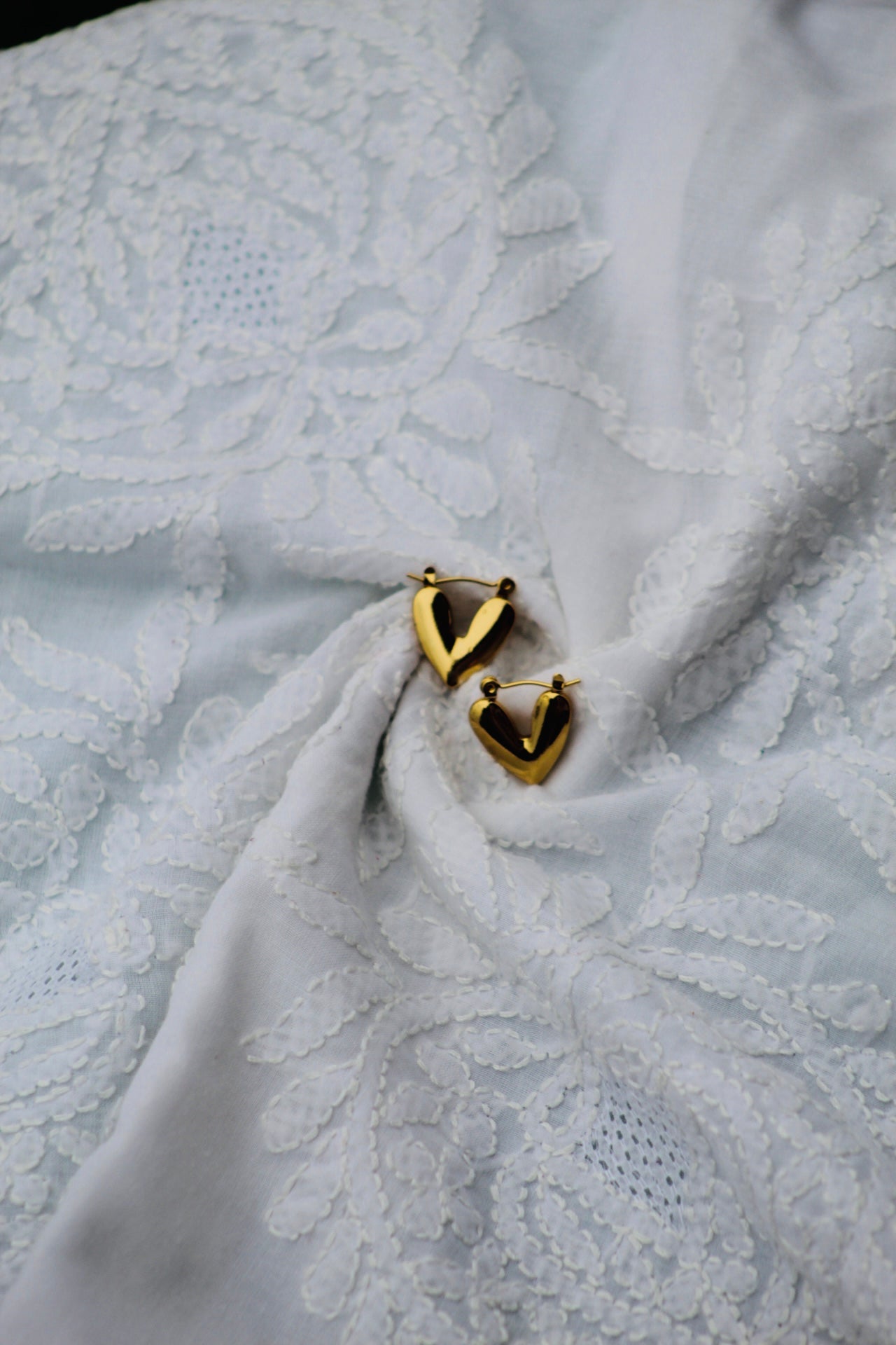 GOLDEN  STAINLESS HEART EARRINGS