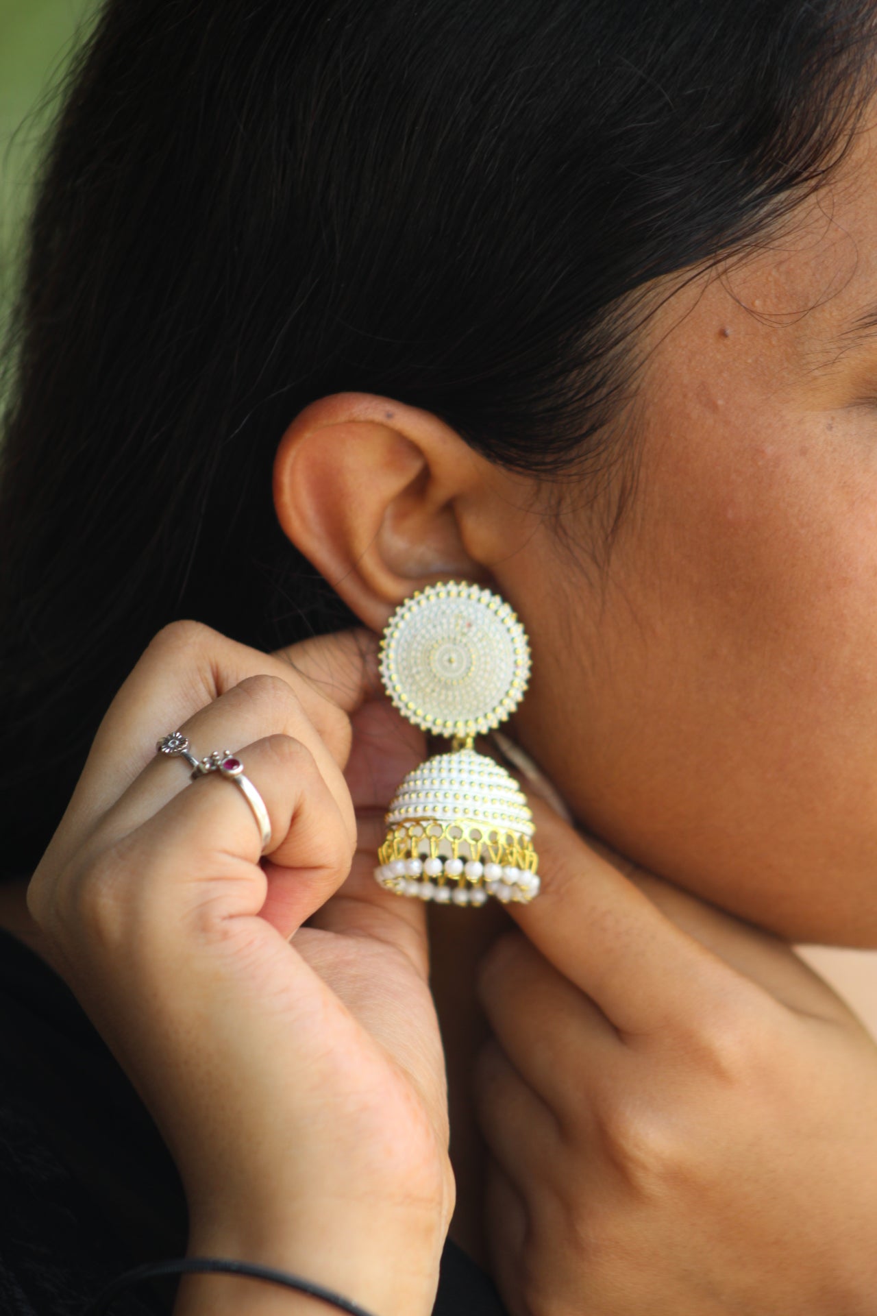 White Shine Jaipuri Jhumka