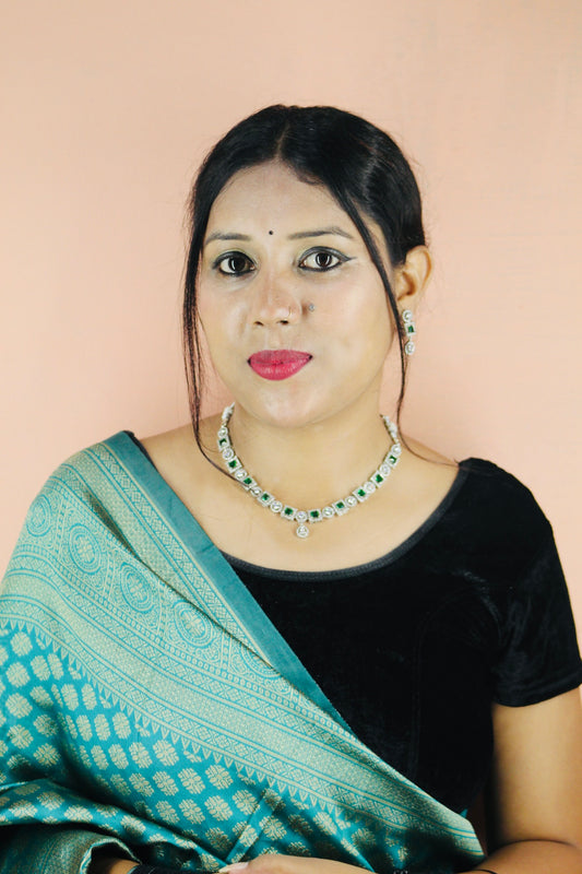 Evergreen Elegance Necklace set