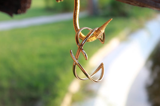 GOLDEN X ELEGANCE