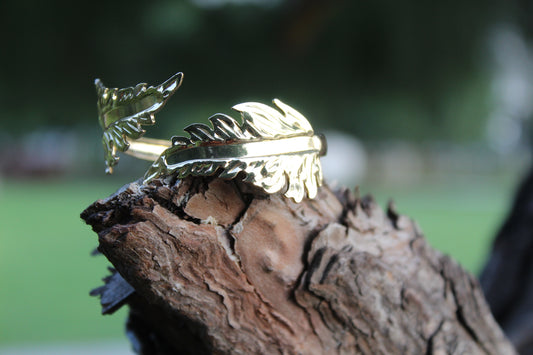 ETHENIC LEAF BANGLE